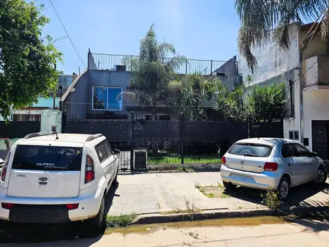 VENTA CASA 7 AMBIENTES  330 m2+ 2 ambientes Suarez