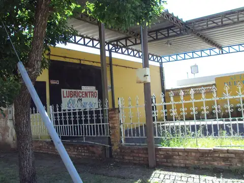 Venta Galpon con Tinglado Frente.sobre Avenida.Zona Comercia