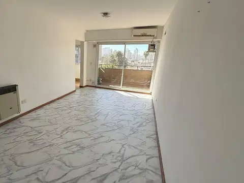 DEPARTAMENTO EN VENTA DOS DORMITORIOS CON COCHERA ECHESORTU