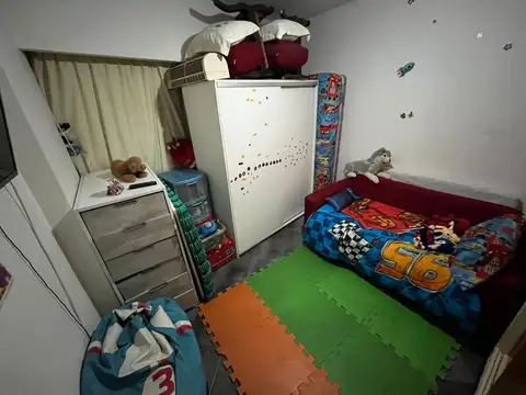 Venta. 2 Ambientes. Balcón. Piedras e Ituzaingó. Barracas