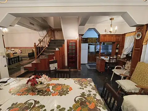 Casa en Venta con 1 cochera