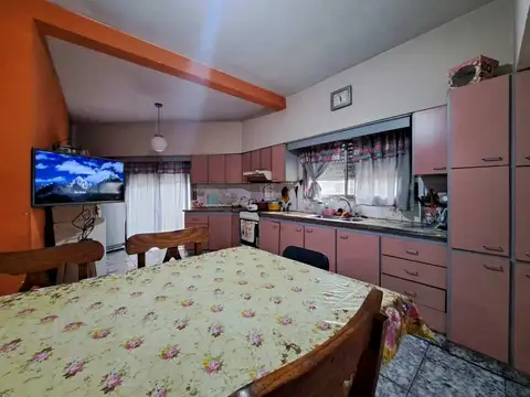 Depto Tipo Casa en Venta de 4 ambientes