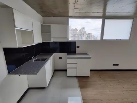 VENTA - Monoabiente con balcon al frente. Abasto, Rosario.