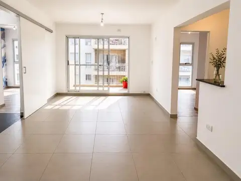 Avenida Martín García 200, Piso 3°
