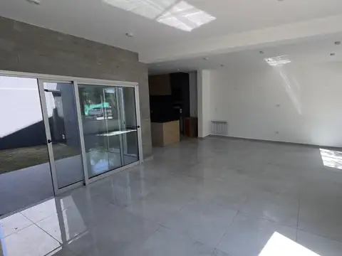 Bernardo O'Higgins al 6100 - Greenville 2