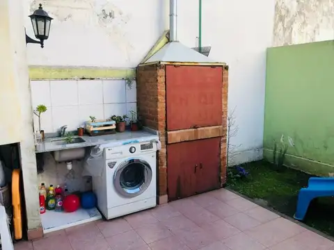 ¡Dúplex  3 Amb con Patio en Villa Luzuriaga