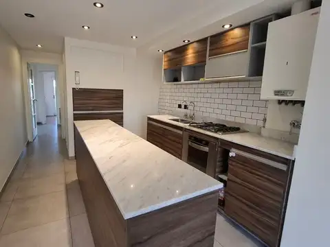 VENTA DEPARTAMENTO 3 AMBIENTES  COCHERA QUILMES