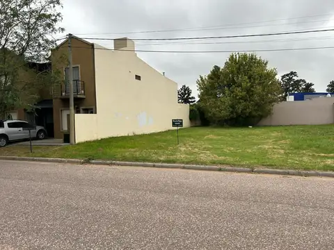 Terreno en  venta con los servicios urbanos