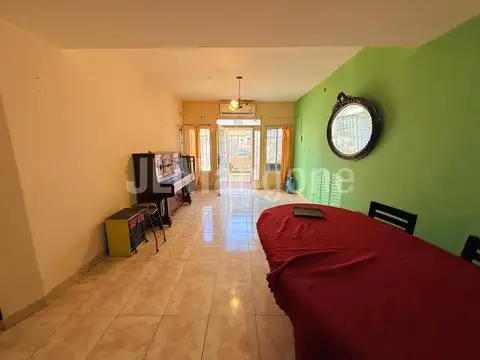 Depto Tipo Casa en Venta de 1 dormitorio