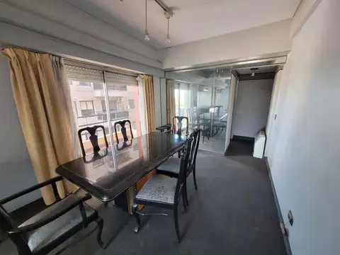 Avenida Mitre 1600 , Piso 7