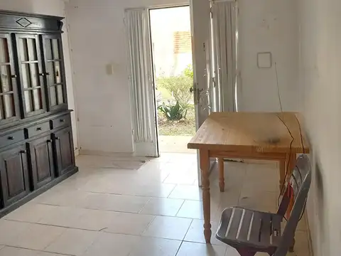 Depto Tipo Casa 3 ambientes con 1 baño
