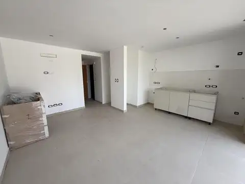 Venta departamento de Pozo en Morón Sur