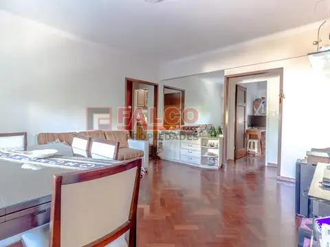 Departamento en Venta en Parque Chacabuco, USD 159.000