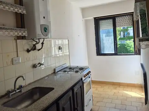 Departamento en Alquiler con 1 cocheras