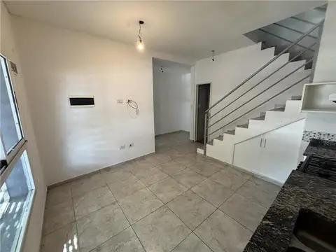 Departamento en Alquiler en Lomas de Zamora, $ 800.000