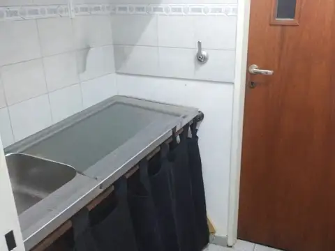 Local en Venta en Abasto, USD 50.000