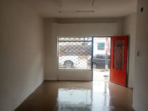 Local en Alquiler en Barrio España y Hospitales, $ 500.000
