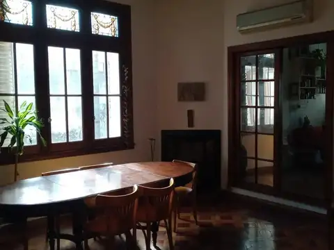 Depto Tipo Casa en Venta de 5 ambientes