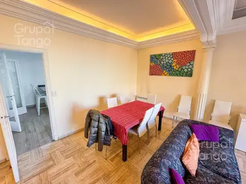 Depto Tipo Casa 6 ambientes con 2 baños