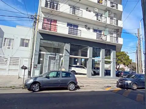 DPTO EN ALQUILER 3 AMB.  ARMENIA Y MITRE