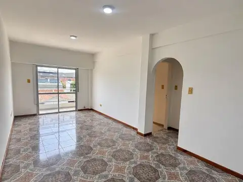 Departamento en Alquiler en Wilde, $ 900.000