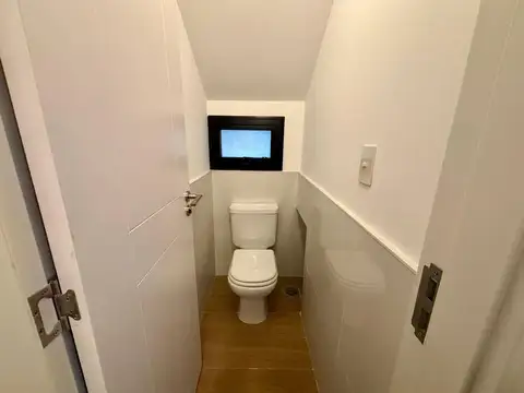 Venta - Casa 2 dorm con patio y parrillero