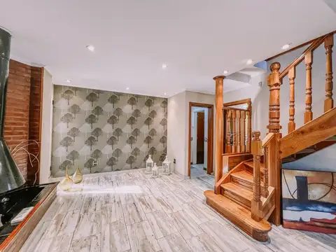 Casa en Venta con 1 cochera