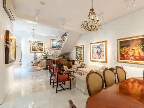 Casa en Venta con 1 cochera