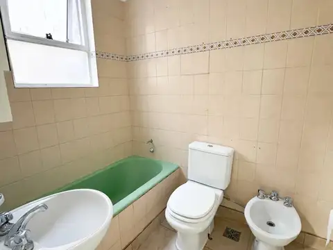 Departamento 4 ambientes con 1 baño