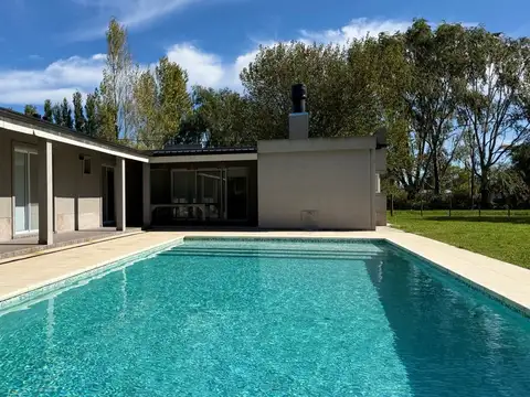 Descubre la Casa Quinta de tus sueños en Laguna! Apta crédito hipotecario!