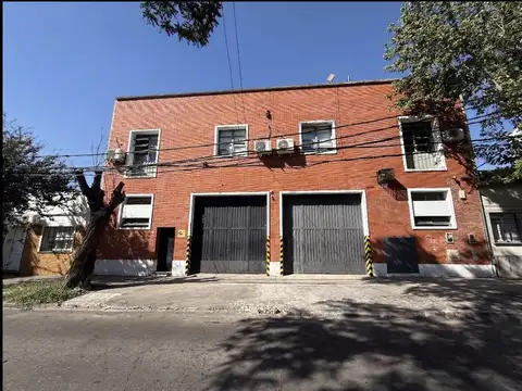 DUEÑO ALQUILA Galpón 590 o 300 M2 Excelente ubicación Zona Industrial 1 Villa Martelli