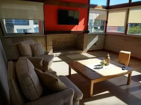 Casa en Alquiler Temporal en Alfalad, USD 4.900