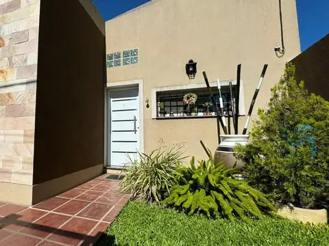 Casa en Venta al Oeste
