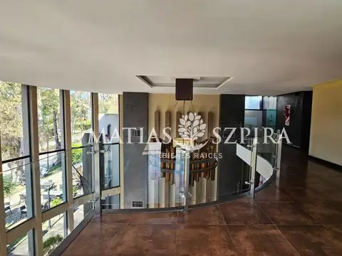Oficina 2 ambientes con 2 baños