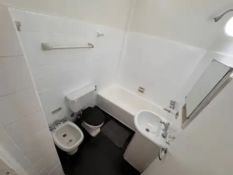 VENTA 2 AMB ALMAGRO A PASOS DE AV. RIVADAVIA 
