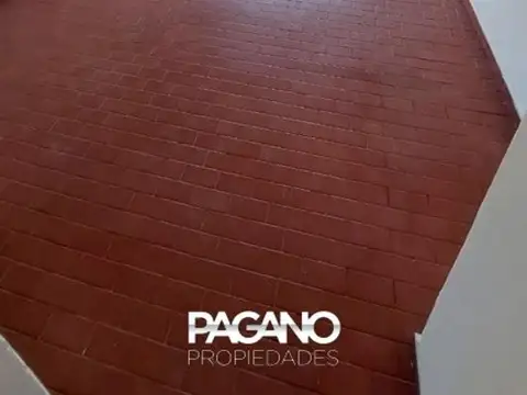 Av. Francia 805 , Piso 9