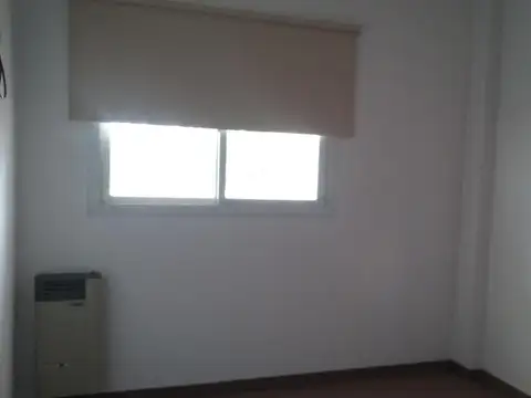 Calle 14 Entre 62 Y 63 Con Cochera 1400, Piso 3°