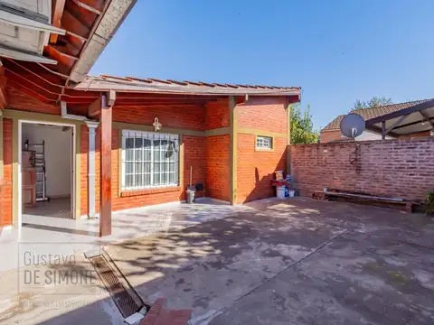Casa 3 ambientes con 1 baño