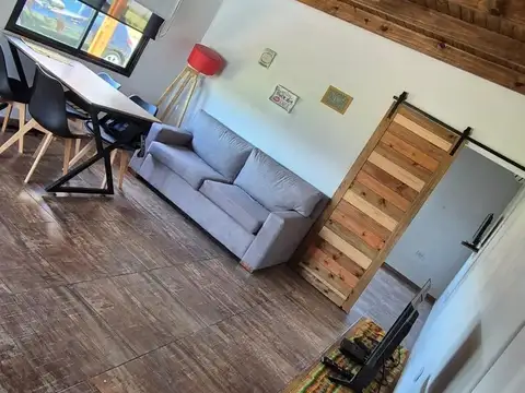 Casa 2 ambientes con 1 baño