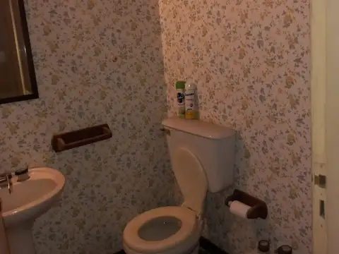 DEPARTAMENTO APTO PROFESIONAL EN QUILMES CENTRO A METROS DE PEATONAL. OPORTUNIDAD CONSULTE.