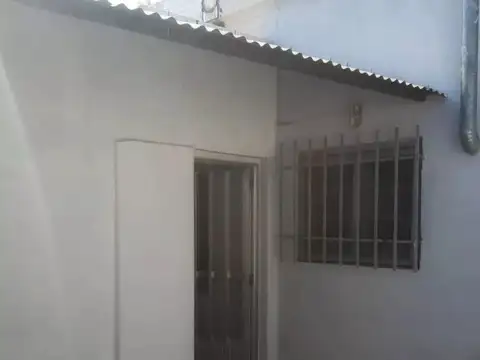 VENTA Casa al frente - 1ero de Mayo al 900, 2 dormitorios, Arroyo Seco