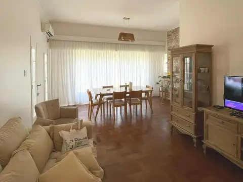 Casa  en Venta ubicado en Hurlingham,  G.B.A. Zona Oeste