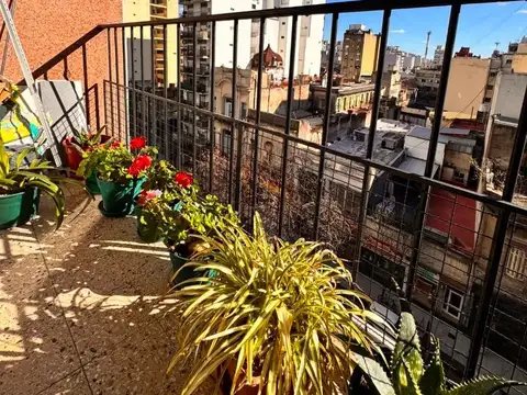 3 ambientes más dependencia 87 m2