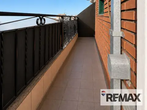 VENTA MONOAMBIENTE CON ENTREPISO EN CIUDAD MADERO
