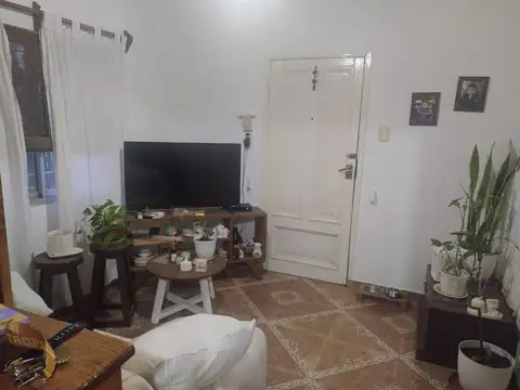 VENTA CASA 3 AMB CON PH EN ESQUINA GARÍN