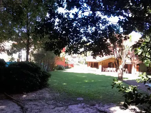 Dr. Tomás Manuel De Anchorena 300