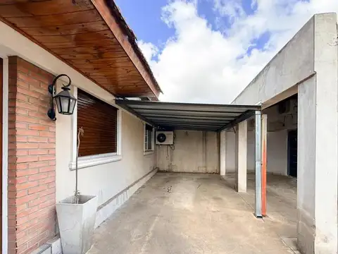 Casa en Alquiler de 3 dormitorios