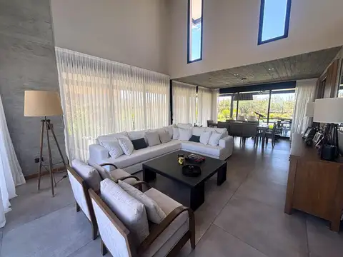 Casa en Venta en Vistalba, USD 750.000