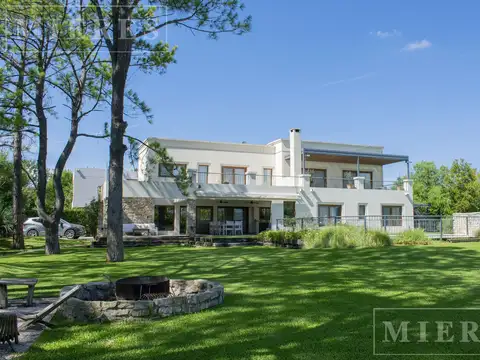 Casa en venta en La Volanta, Pilará