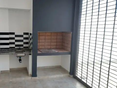 CASAS - DUPLEX - OTRAS ZONAS, RESISTENCIA